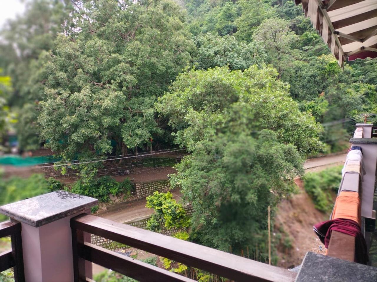Rishīkesh Panchakarma Retreat - Earth Roots Ayurveda 빌라 외부 사진